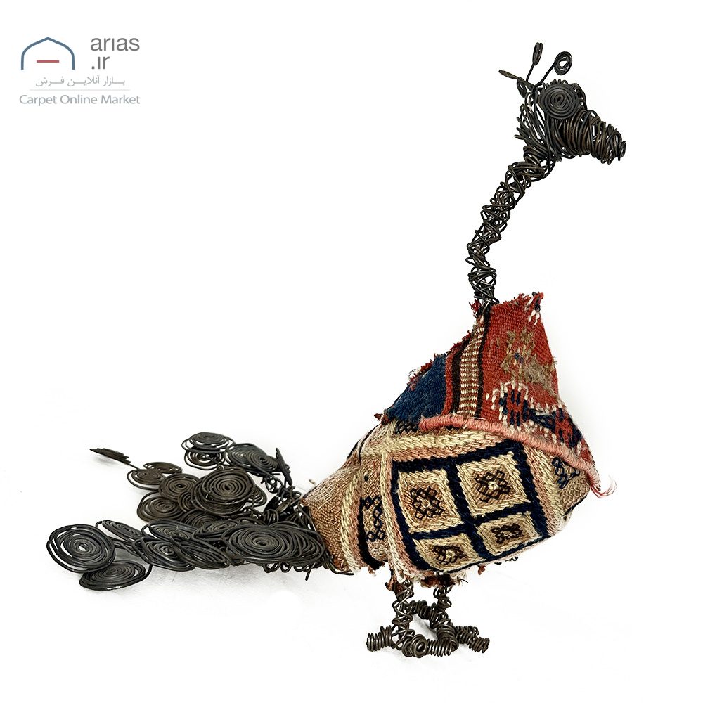 مجسمه مفتولی طرح طاووس کد A26162