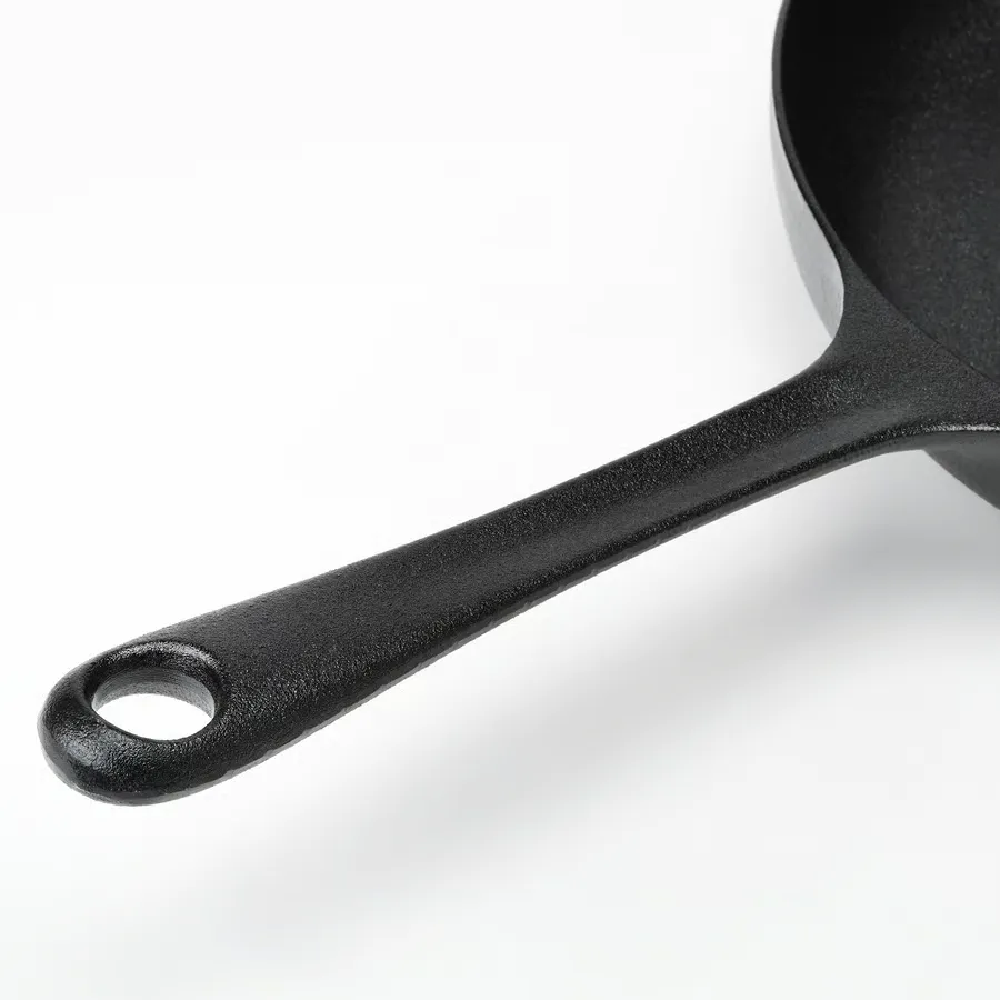 ماهیتابه چدنی سایز 28 ایکیا مدل VARDAGEN — تصویر ۳