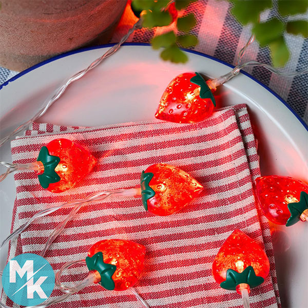 ریسه تزئینی برند Lights4fun مدل Strawberry