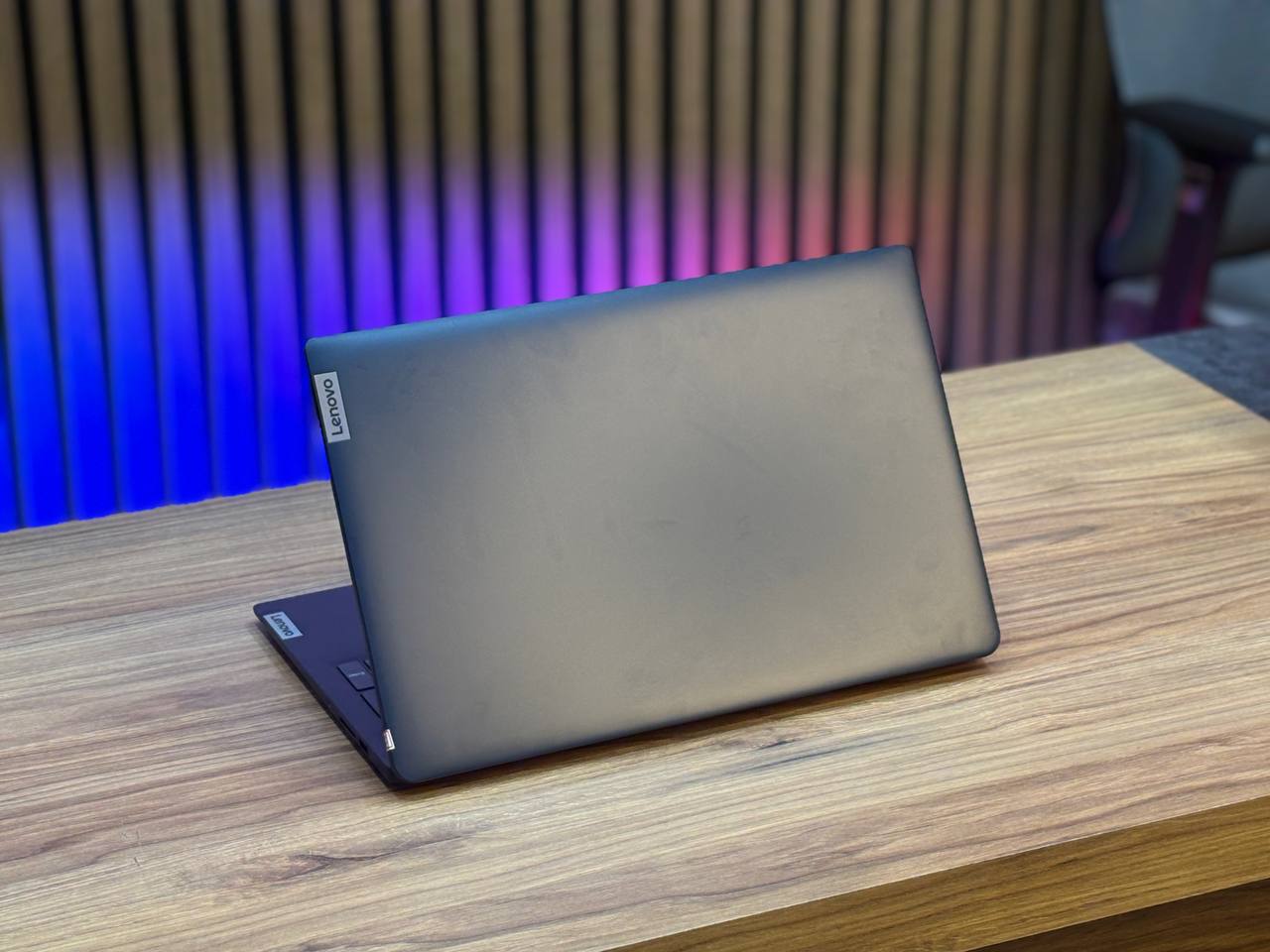 لپ تاپ Lenovo Ideapad 1 R5(7520U) 8GB-256SSD-AMD — تصویر ۳