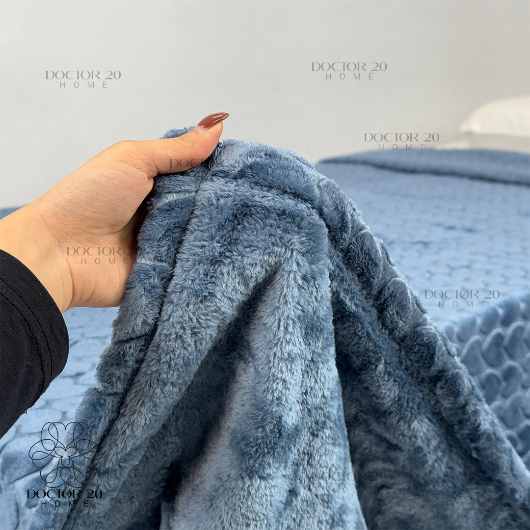 پتو مسافرتی دو نفره چهارفصل دکتر بیست مدل Amor (آبی طوسی) کد 21204 — تصویر ۳