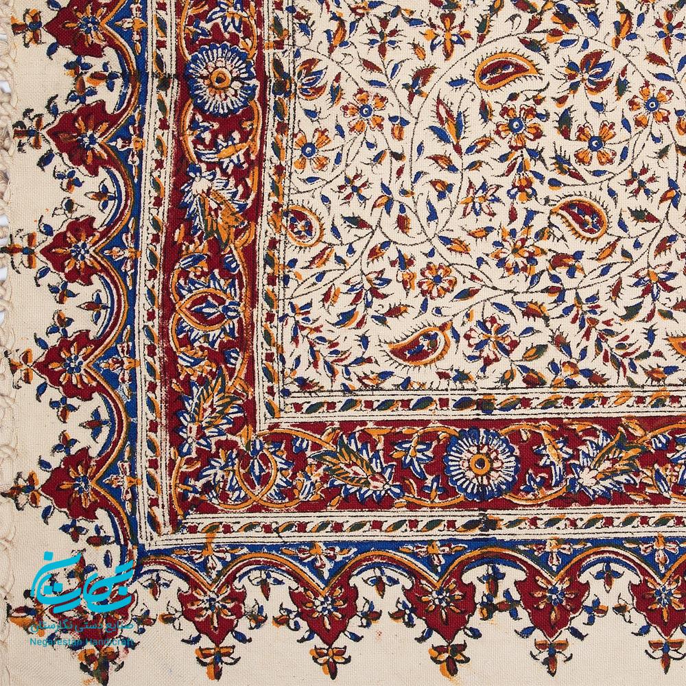 رومیزی قلمکار 100 در 150 طرح گل ریز — تصویر ۳