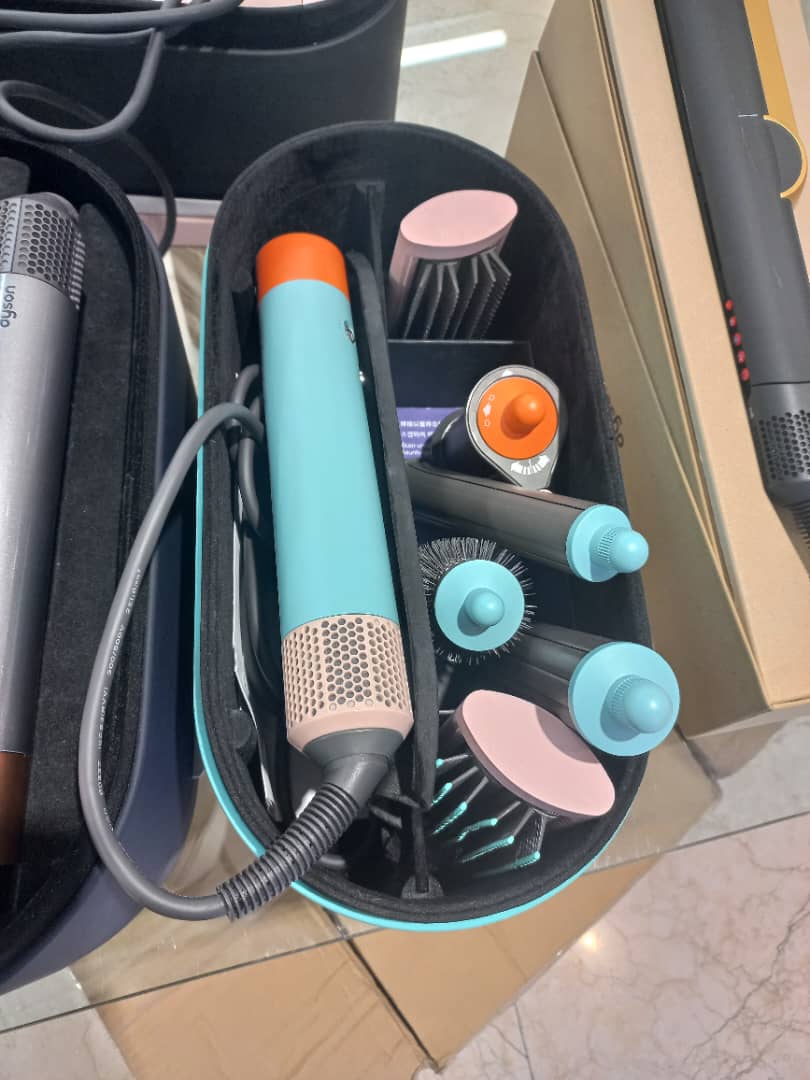 سشوار حالت دهنده مو Dyson Airwrap مدل HS05 — تصویر ۷