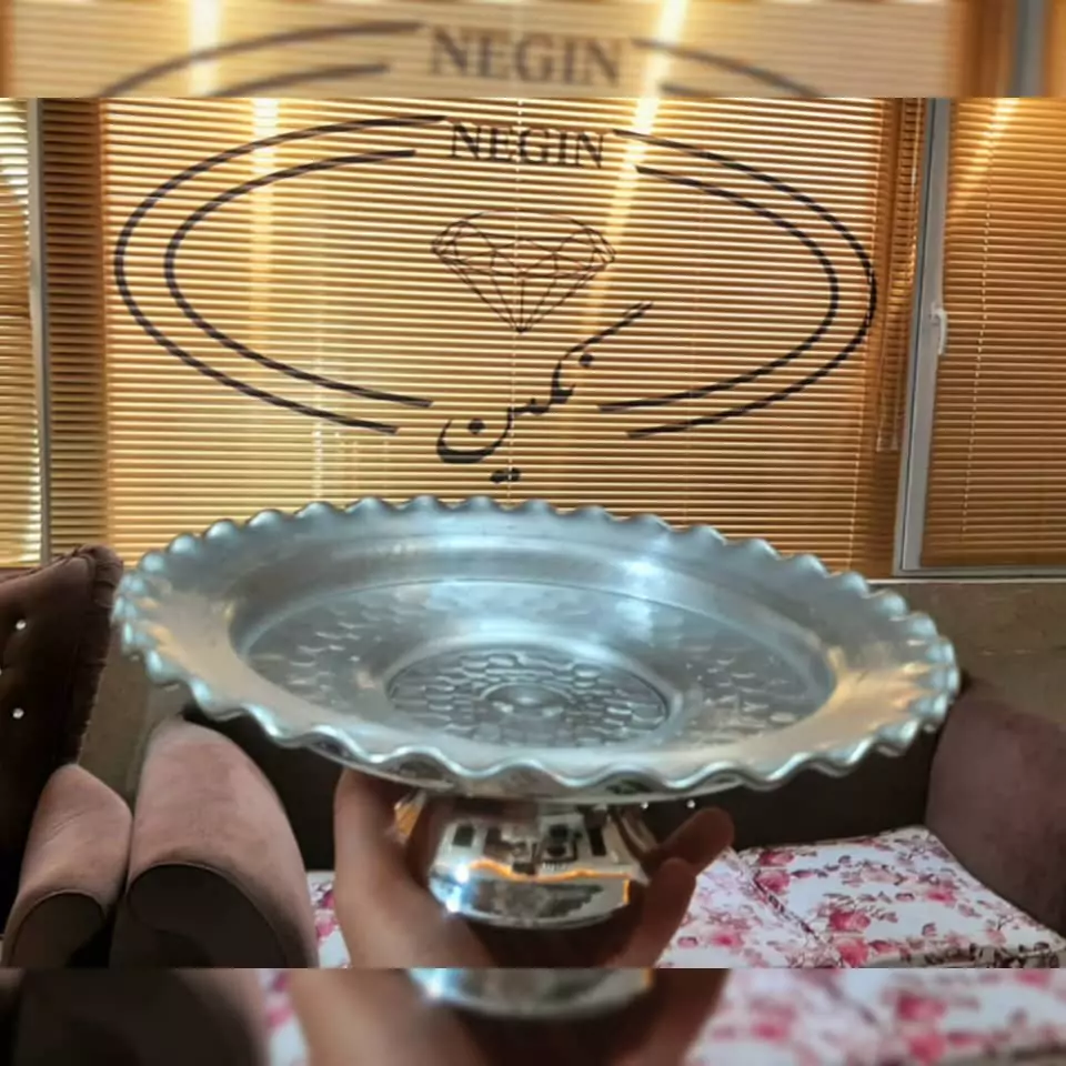 شیرینی خوری چکشی روحی ضخیم نقشدار | قطر 27.5 سانتی متر — تصویر ۵