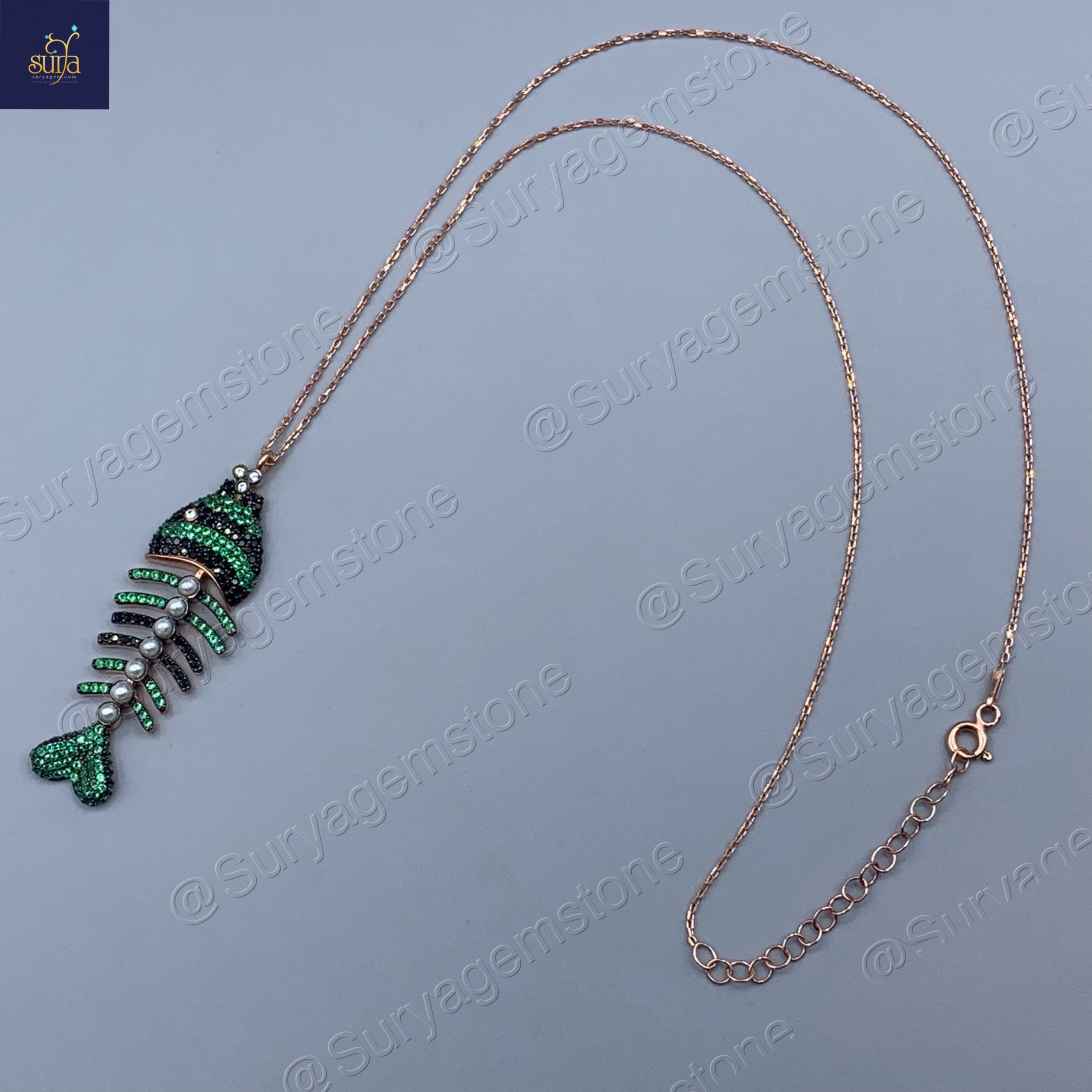 گردنبند طرح ماهی،نقره — تصویر ۳