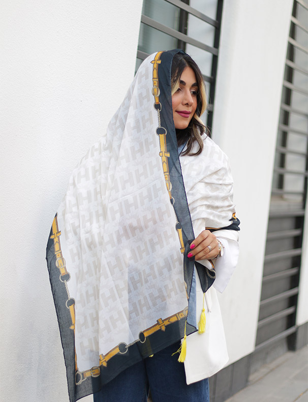 شال نخی مشکی کرم مهر آذر