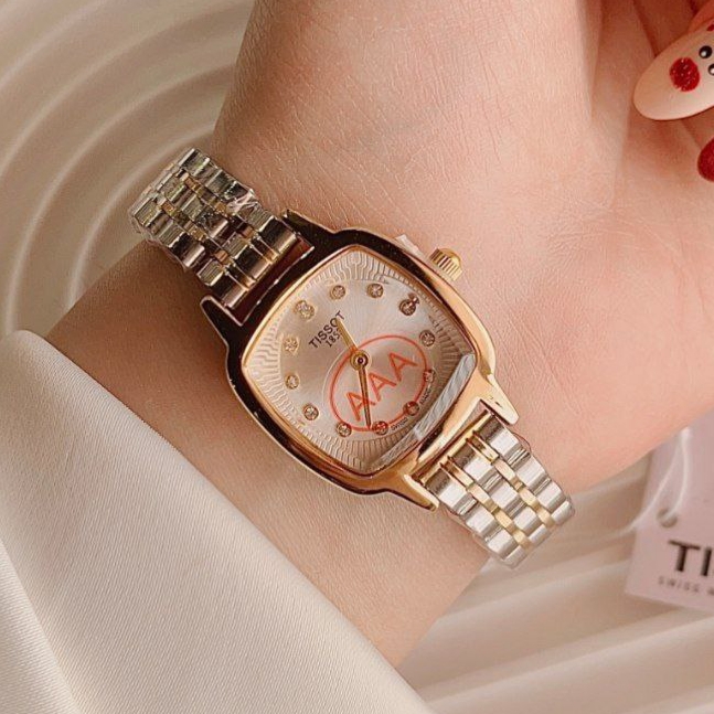 ساعت مچی زنانه صفحه نگینی مربعی تیسوت TISSOT لوکس و خاص — تصویر ۳
