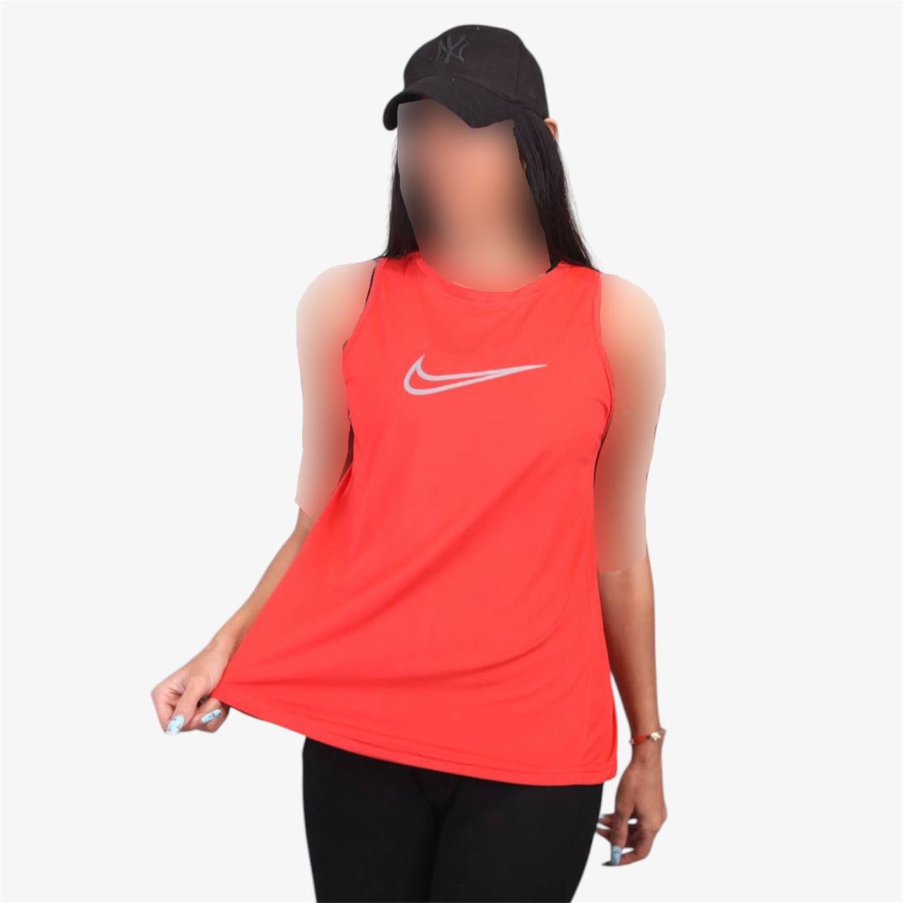 تاپ کاوری زنانه Nike — تصویر ۳