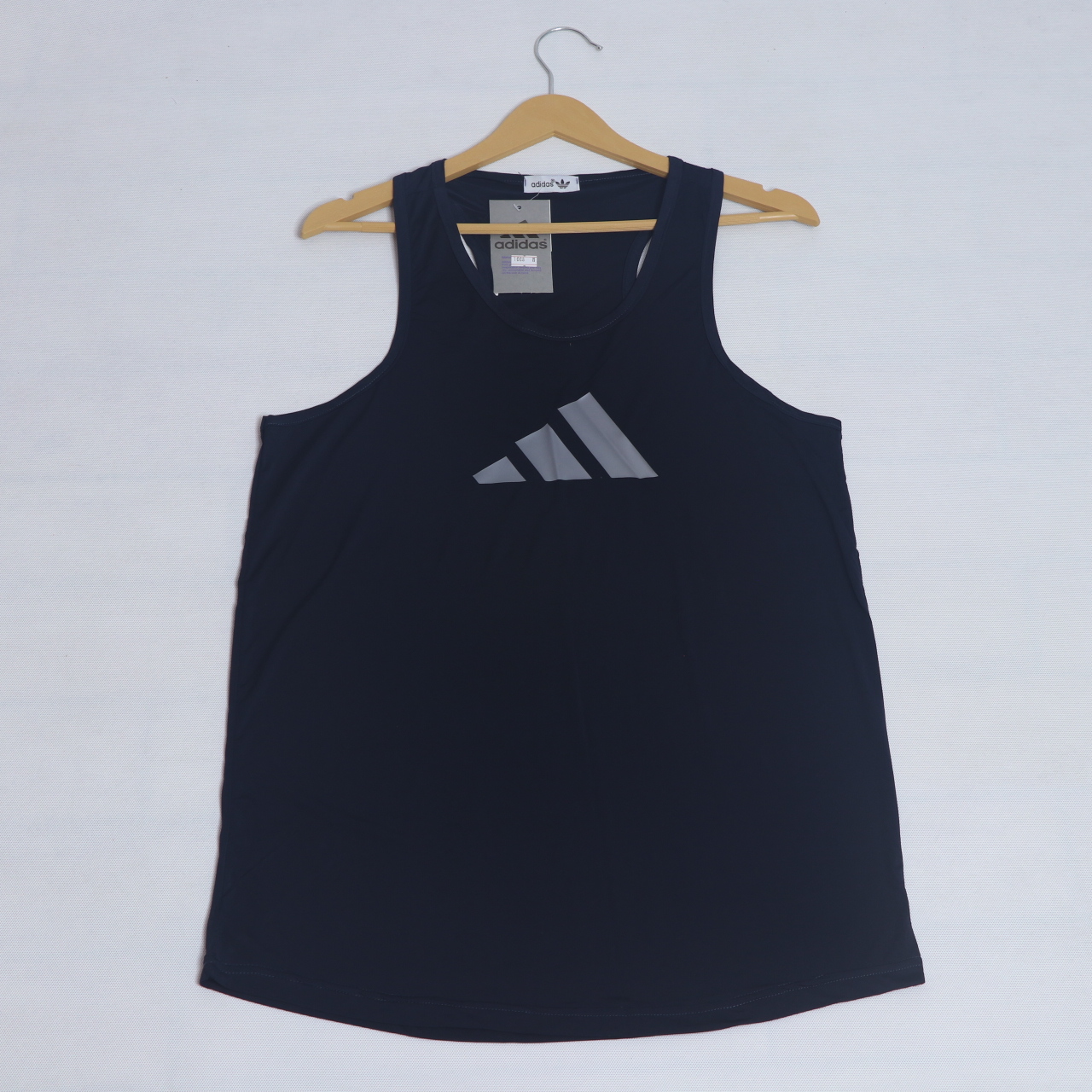 تاپ ورزشی مردانه adidas — تصویر ۴