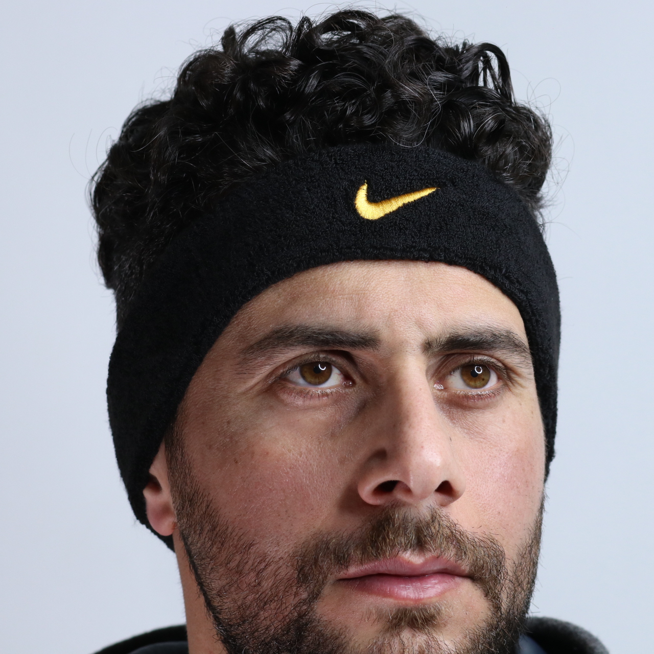 هدبند ورزشی حوله ای Nike — تصویر ۵