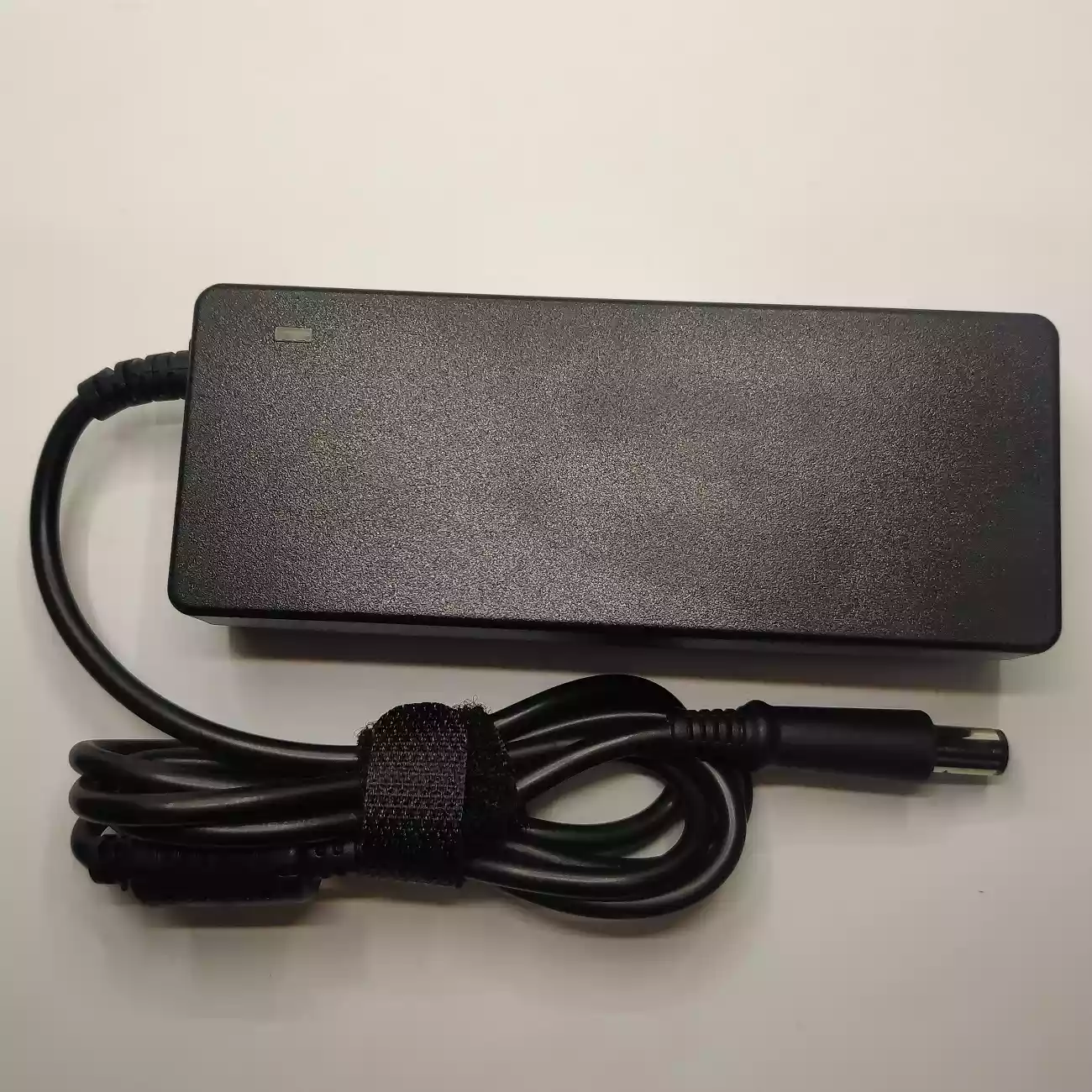 شارژر لپ تاپ Dell 19.5V 4.62A سوکت ریز — تصویر ۸