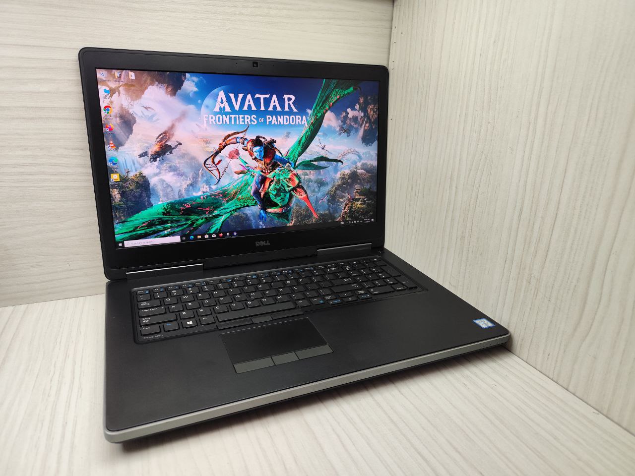 لپ تاپ استوک 17 اینچی Dell مدل Precision 7720