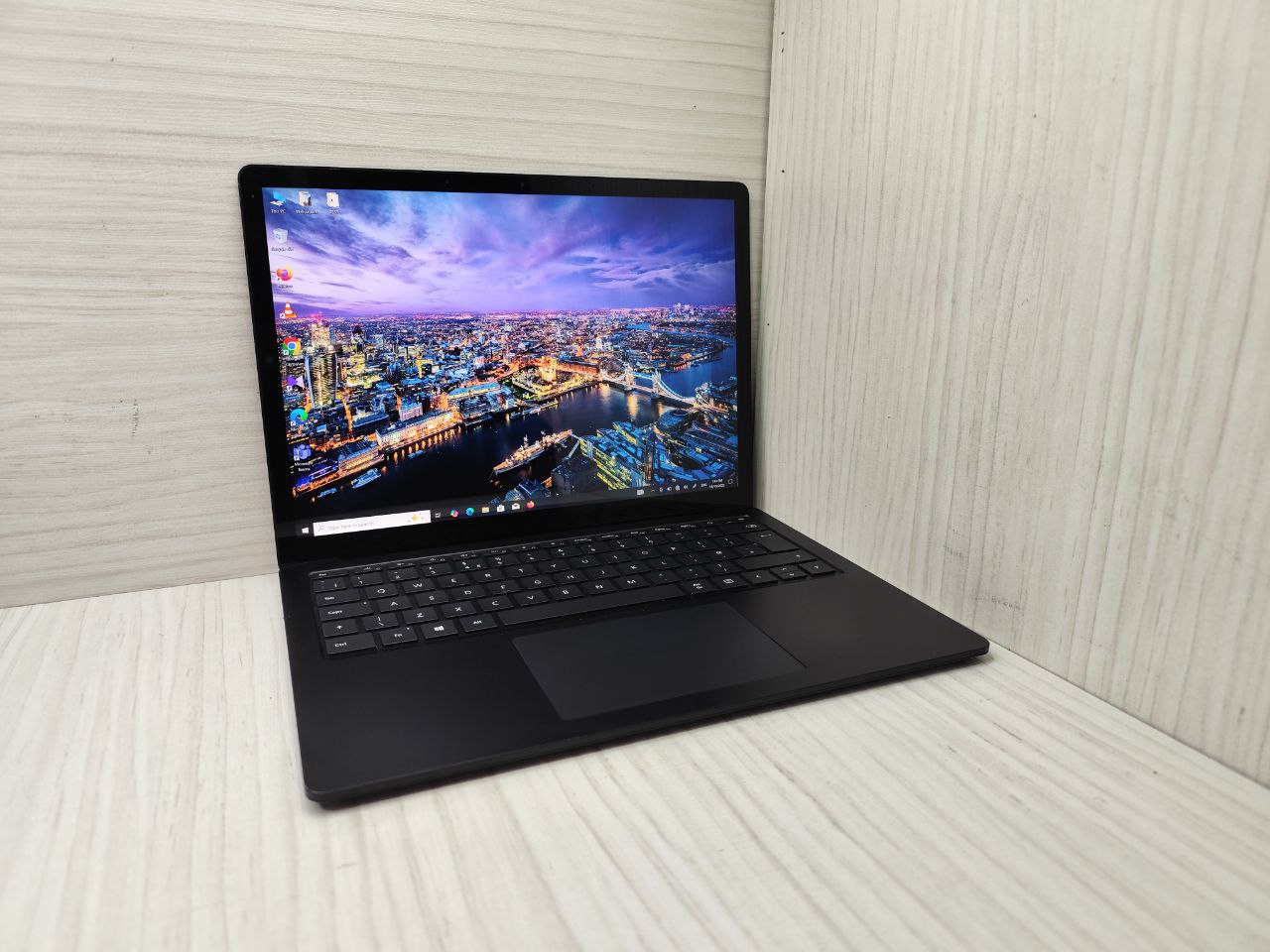 لپ‌تاپ مایکروسافت مدل Surface Laptop 3