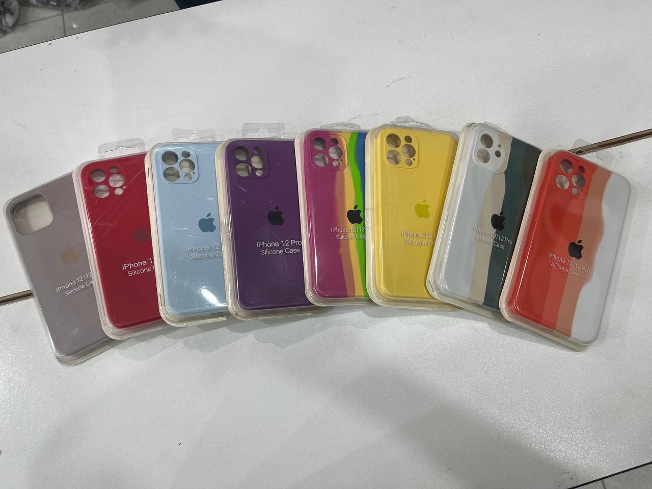 قاب سیلیکونی آیفون 12 Pro