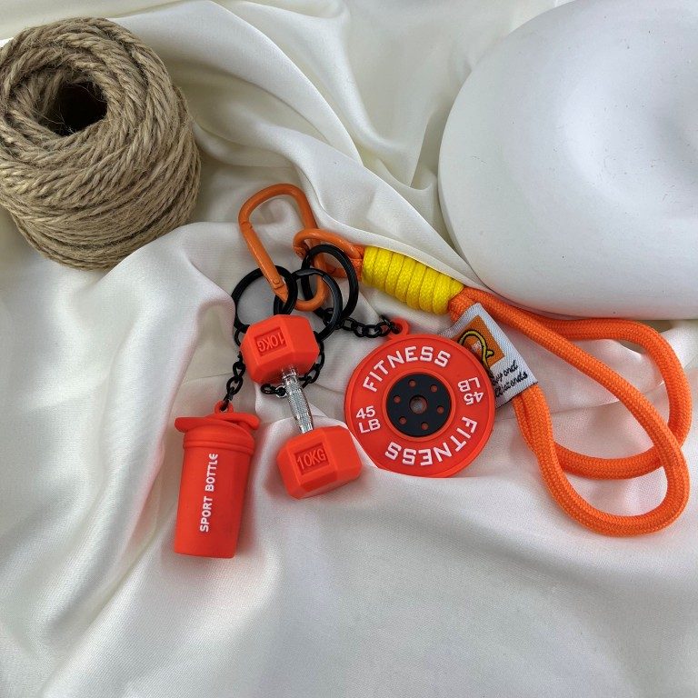 آویز کیف چارم بگ جاکلیدی مدل ماگ دمبل وزنه کد J4188 — تصویر ۳