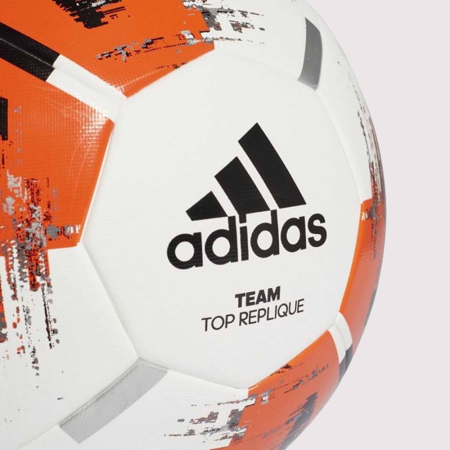 توپ فوتبال Adidas مدل CZ2234 — تصویر ۵