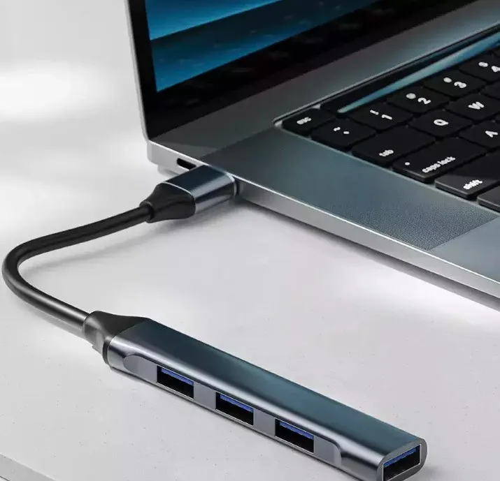 هاب 4 پورت USB-C گرین لاین مدل Docking Station Adapter — تصویر ۴
