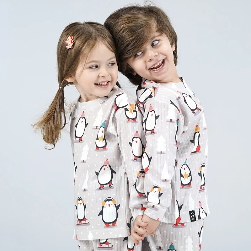 ست بلوز آستین بلند و شلوار بچه گانه اسپرت طرح پنگوئن کوالا Koala