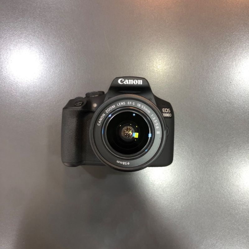 دوربین عکاسی کانن دست دوم Canon EOS 2000D kit EF-S 18-55mm III Used(شات 17000)Canon EOS 2000D kit EF-S 18-55 / دست دومدست دوم