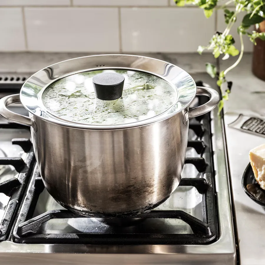 درب شیشه‌‌ای قابلمه و تابه ایکیا KLOCKREN قطر ۲۱ سانتی‌متر — تصویر ۵