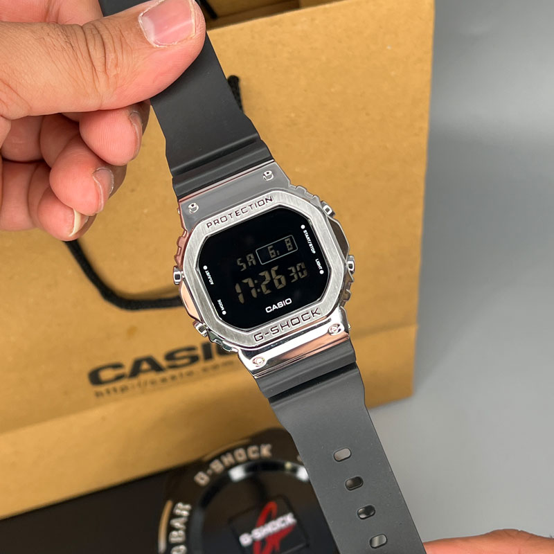 ساعت مچی کاسیو جیشاک Casio G-Shock-5600 — تصویر ۷