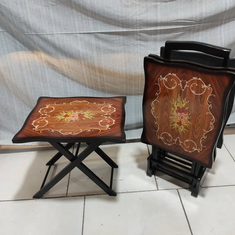 میز عسلی تاشو چمدانی طرح گلبرگ چهار عددی — تصویر ۵