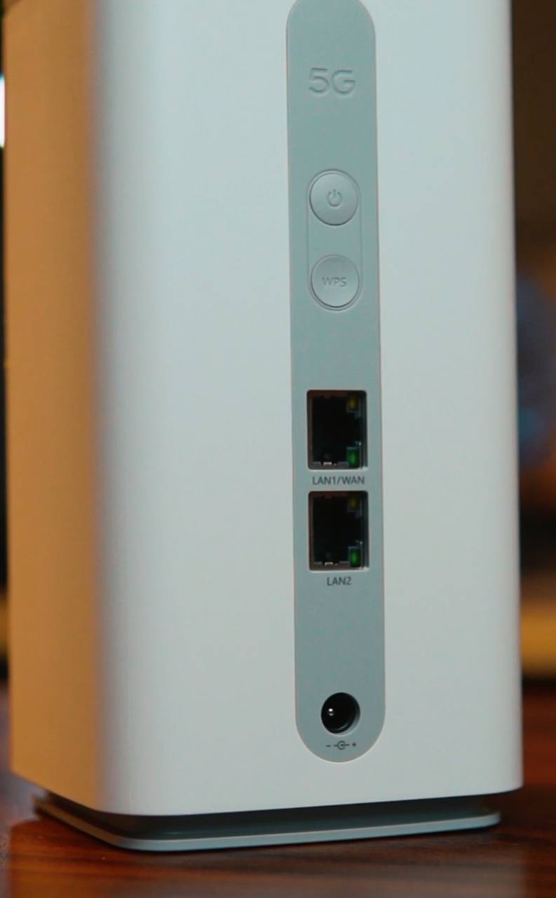 مودم رومیزی 5G اوپو مدل OPPO 5G CPE T1a — تصویر ۳
