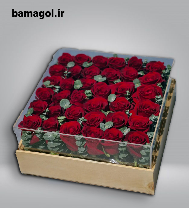 باکس گل طبیعی پلکسی کنار شیشه 36 شاخه رز کد 1090
