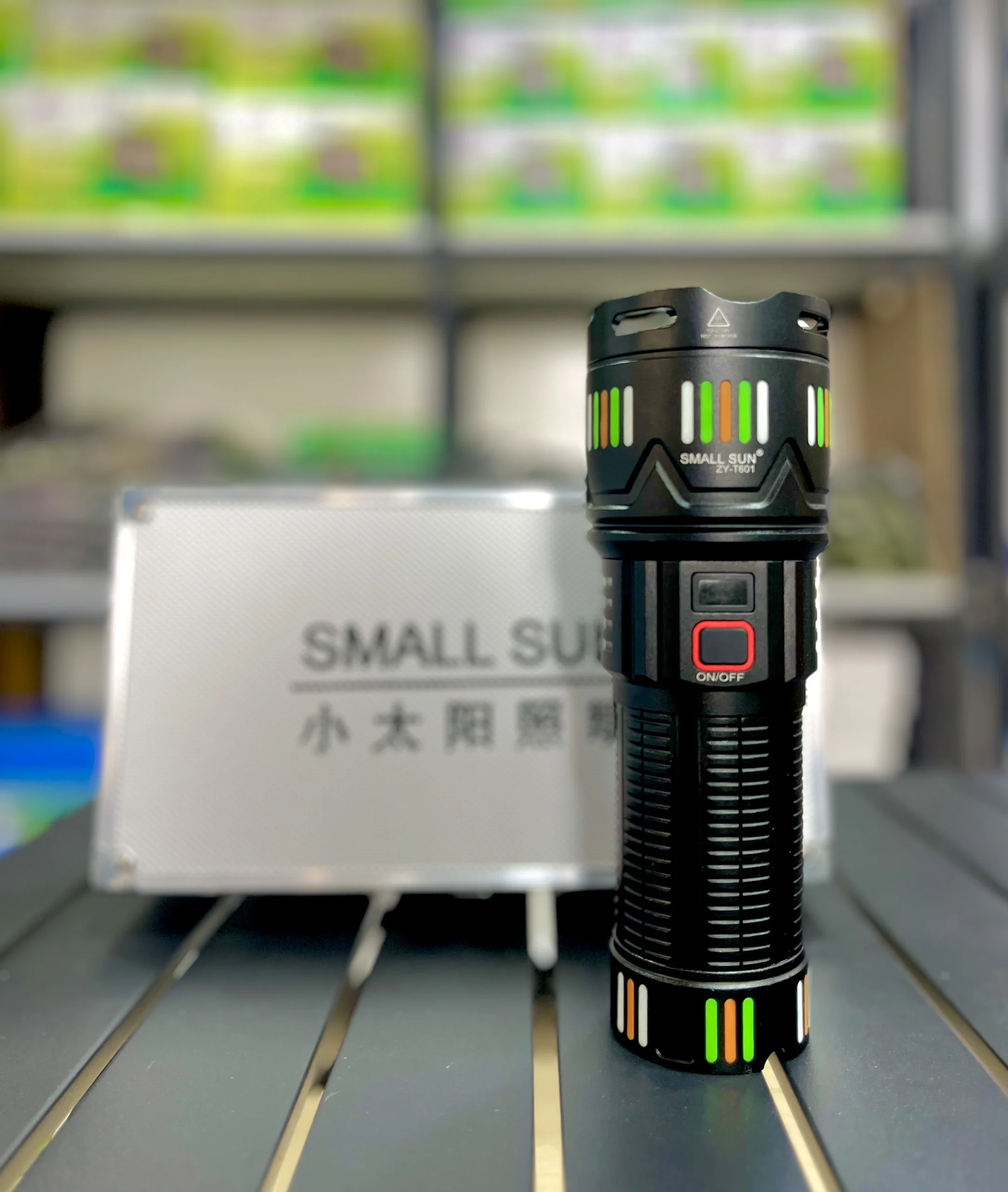 چراغقوه شارژی اسمال سان مدل Small Sun ZY-T601 با درگاه Type-C و خروجی پاوربانک — تصویر ۷