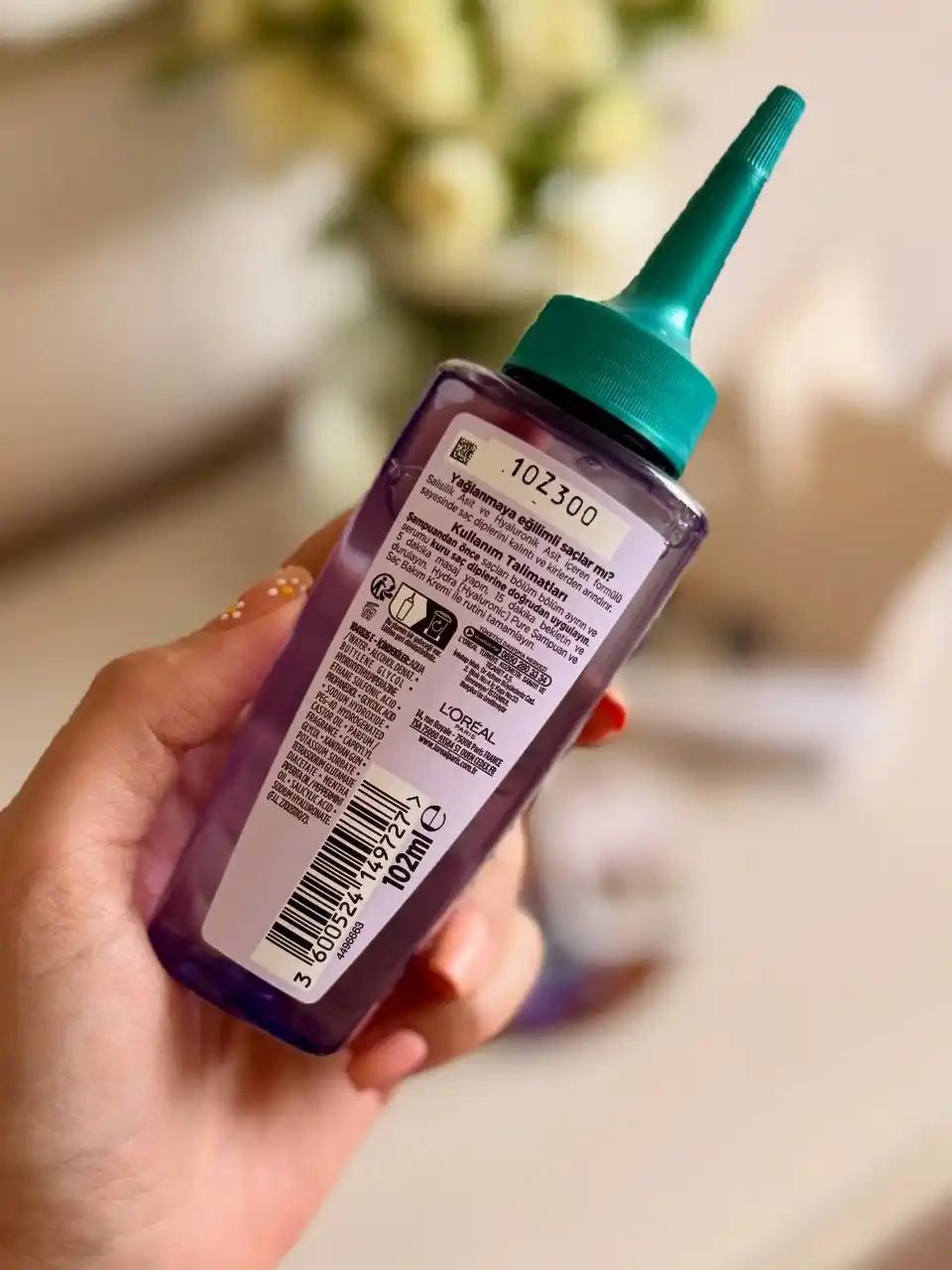 سرم لایه بردار و کنترل چربی کف سر HYDRA PURE لورآل — تصویر ۳