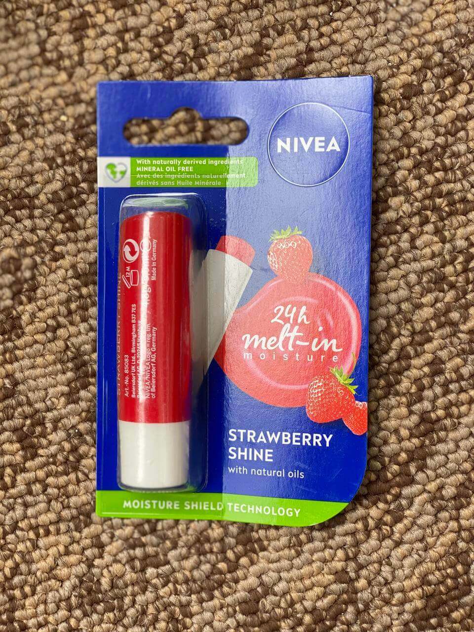 بالم لب نیوآ (NIVEA) — تصویر ۴