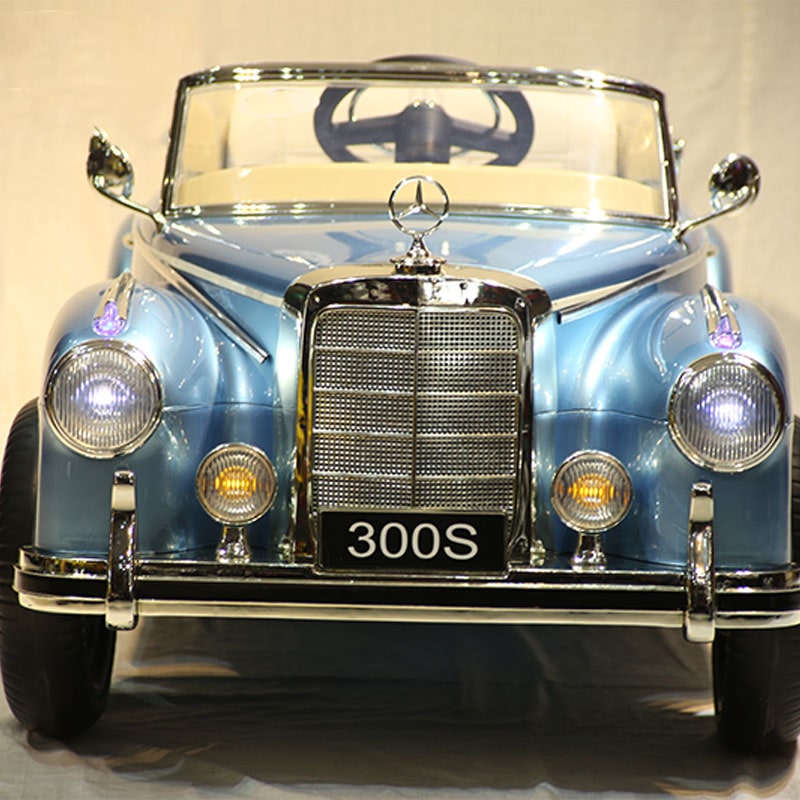 ماشین شارژی بنز کلاسیک مدل 300S — تصویر ۳