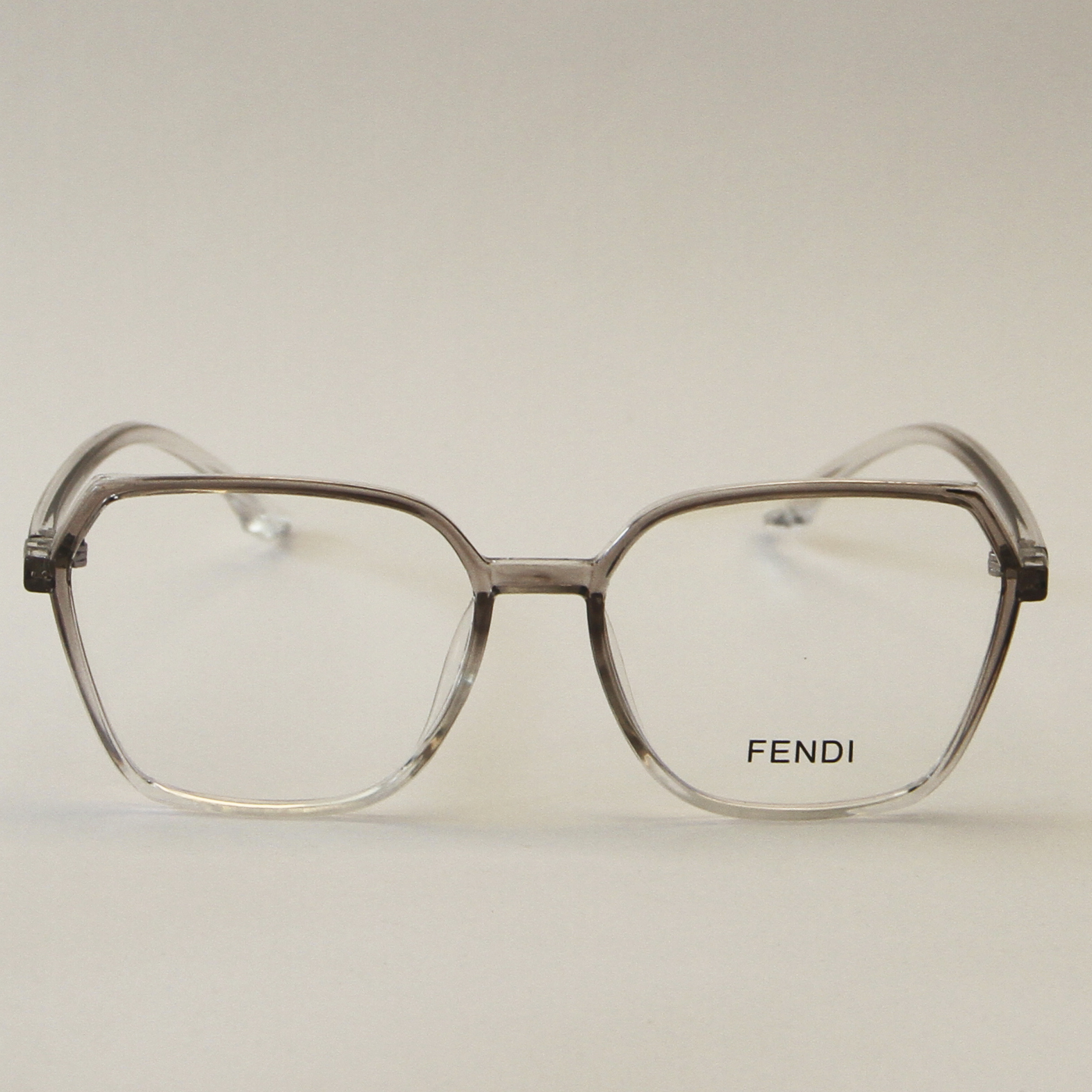 عینک طبی زنانه fendi مدل 20312 — تصویر ۴
