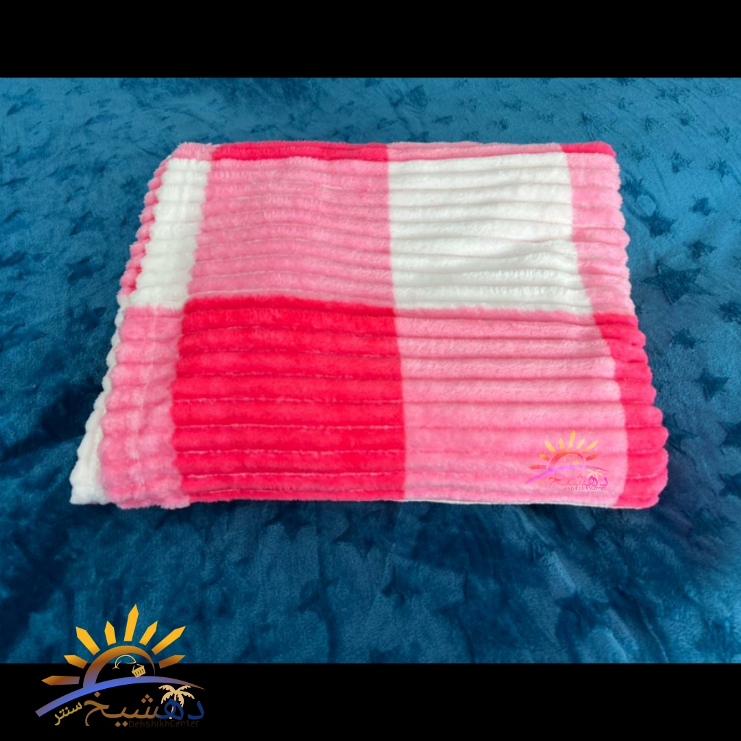 پتو مسافرتی پلیسه چهارخونه دو نفره ژله ای کرکره ای با ابعاد 220*240 — تصویر ۴