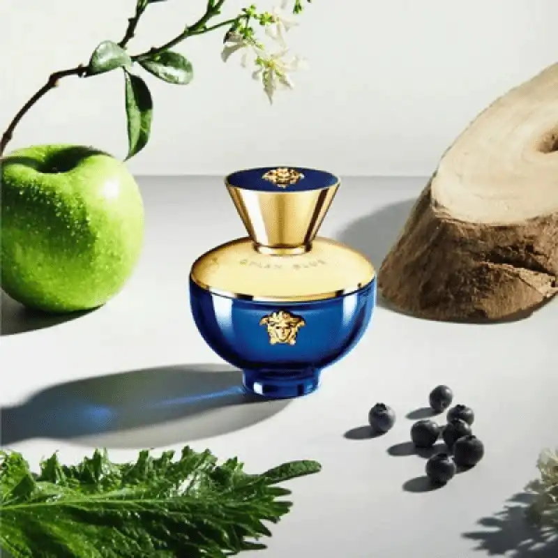ادوپرفیوم زنانه ورساچه دیلان بلو پور فمه _ Versace Dylan Blue Pour Femme — تصویر ۴