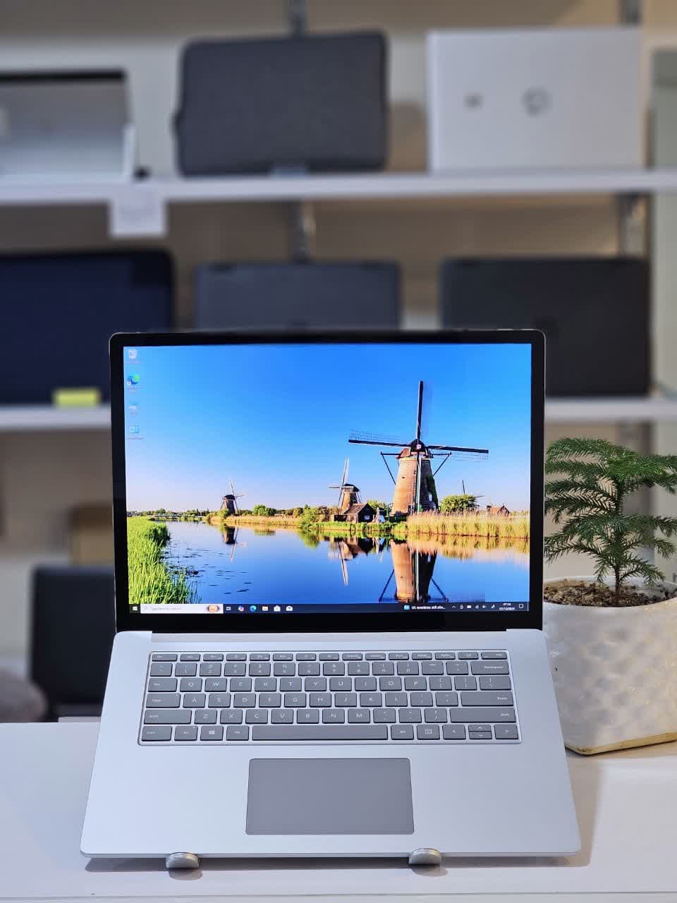 SURFACE LAPTOP 3 CORE I7 RAM16سرفیس لپتاپ 15 اینچ