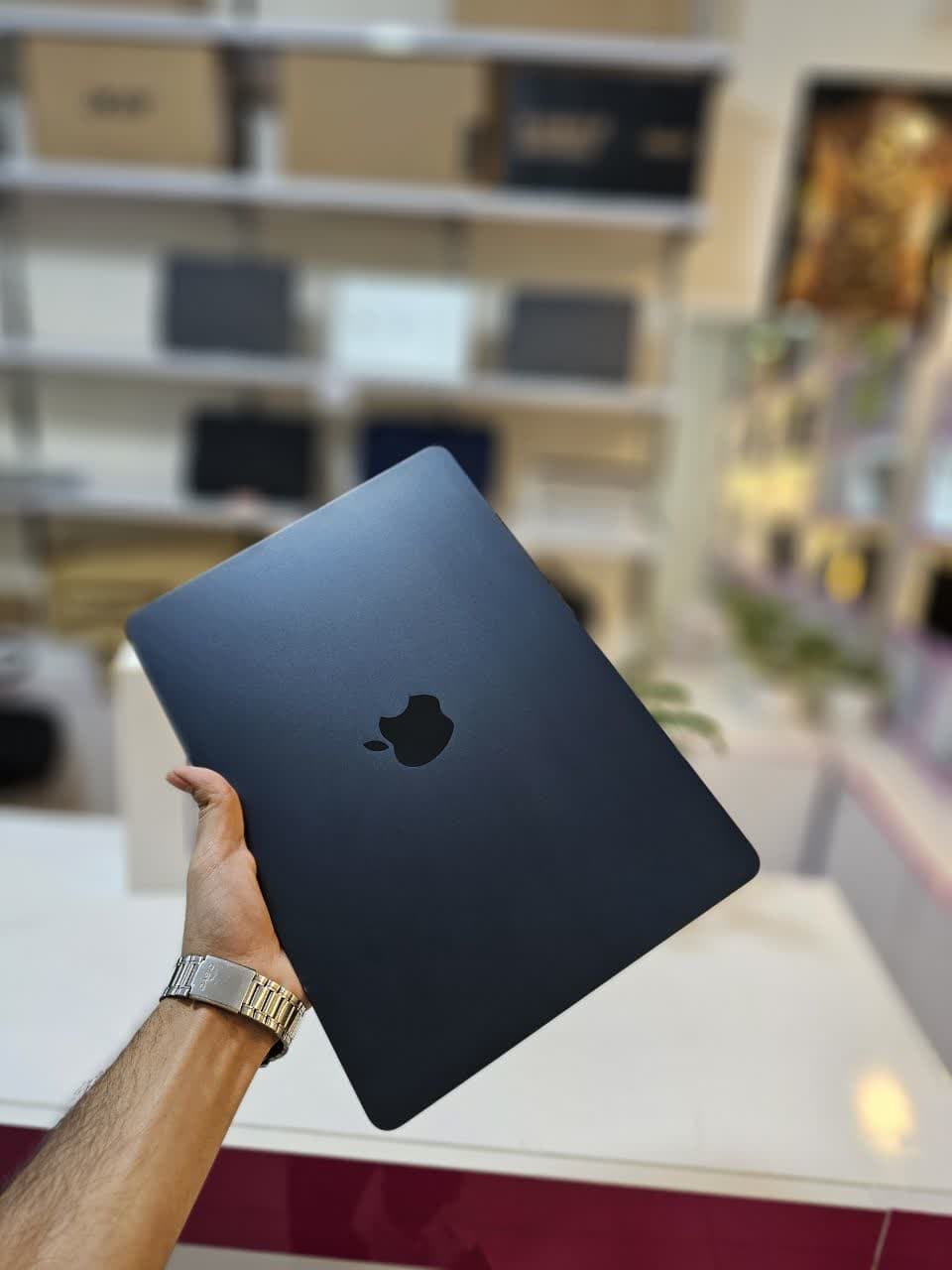 MAC BOOK AIR M2 2022 8GB 256 RETINAلپتاپ مک اپل