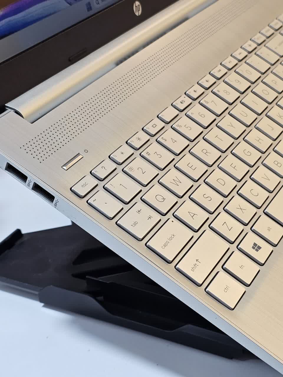 HP LAPTOP15S CORE I5-1135G7 8 SSD256 INTEL IRISلپتاپ