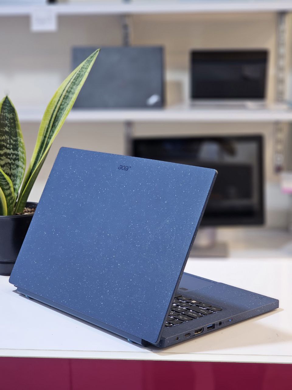 acer aspire av14-i7 1255-16GB-512m2-iris xeلپتاپ ایسر اسپایر