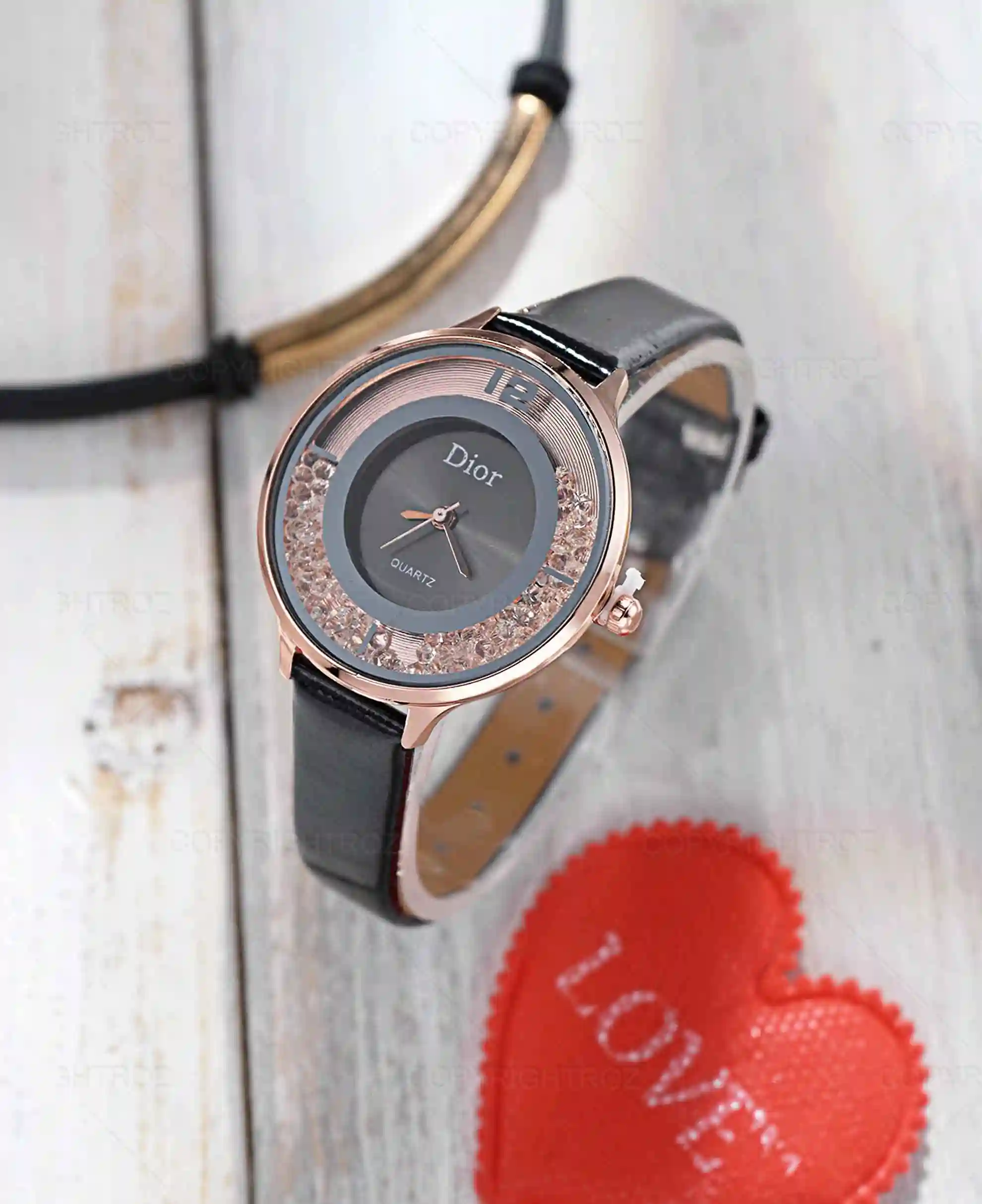 ساعت مچی زنانه دیور DIOR صفحه نگین مدل 1225 — تصویر ۳