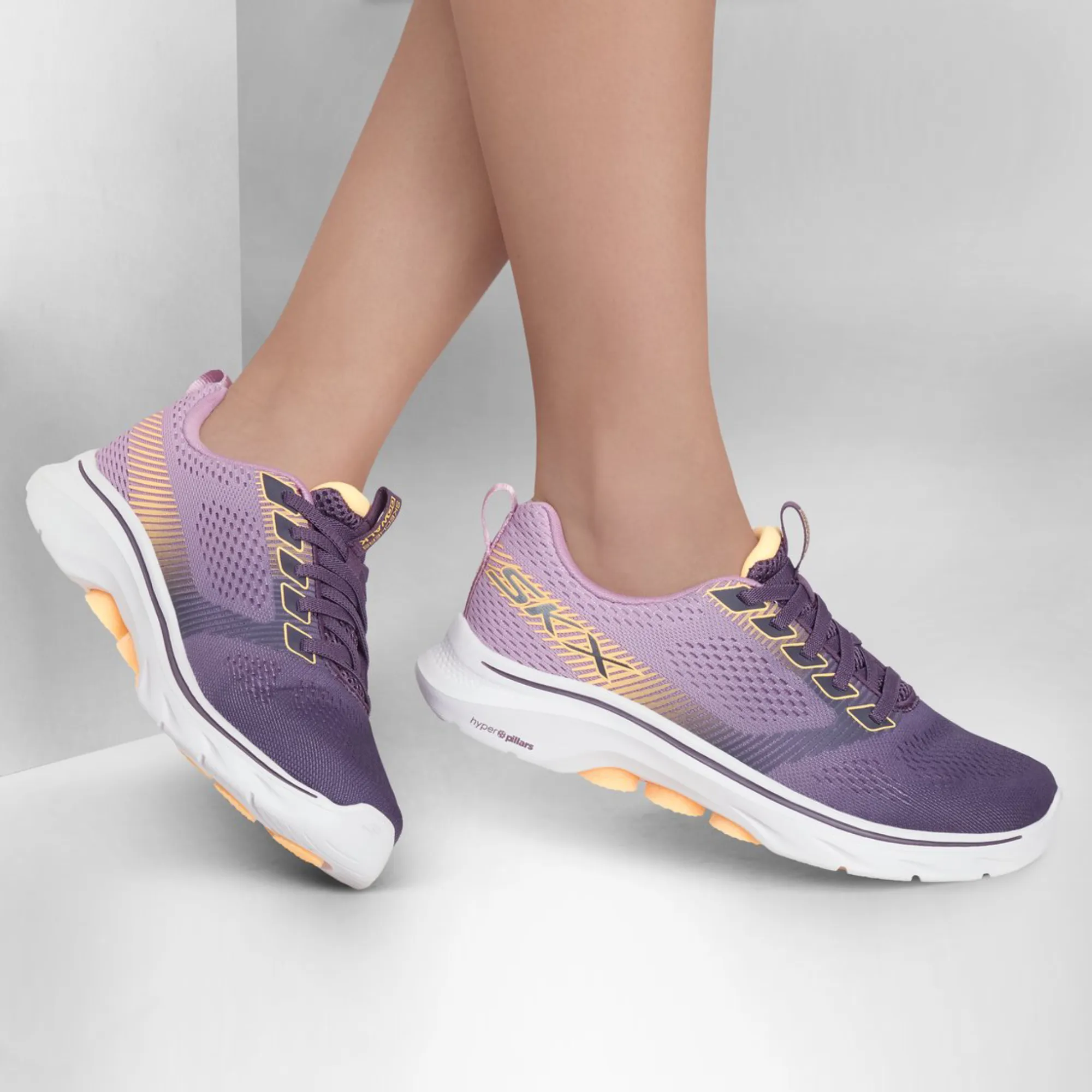 کفش زنانه اسکچرز مدل 125251 PLUM Go Walk 7 – Hailey — تصویر ۳