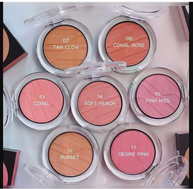 رژ گونه گلدن رز مدل Soft & Silky شماره 17 — تصویر ۴