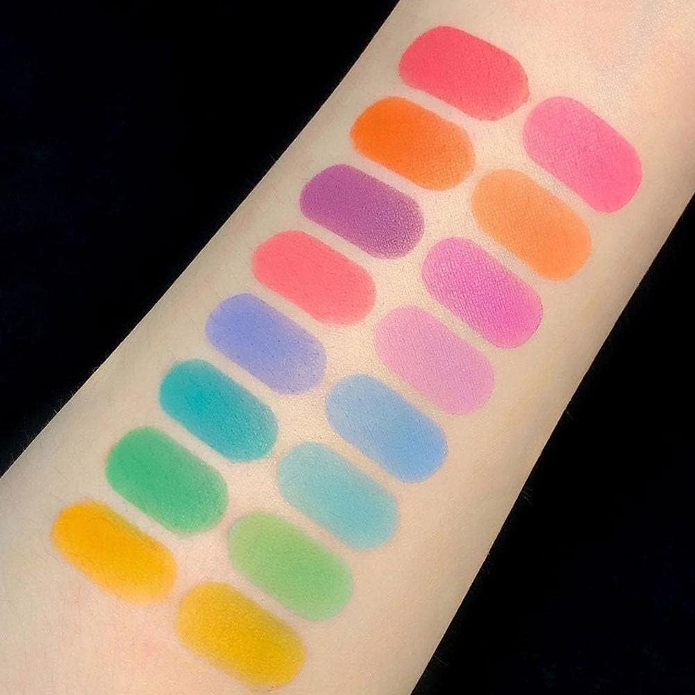 پالت سایه چشم 16 رنگ برند می.س لا.را با پیگمنت بالا ا Miss Lara 16 Colors Eye Shadow Palette — تصویر ۴