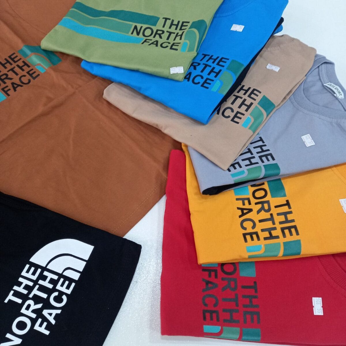 ست تیشرت شلوارک پسرانه North Face — تصویر ۳