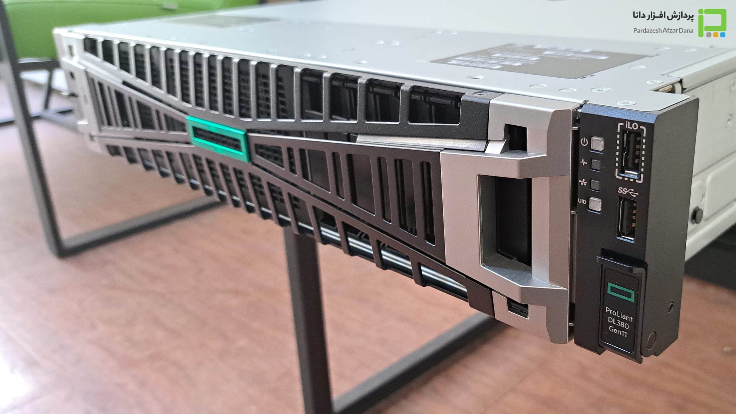 HPE DL380 Gen11 4410Y MR408i-o NC 8SFF Server (1000W)