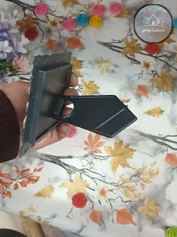 قاب عکس کلبه — تصویر ۵