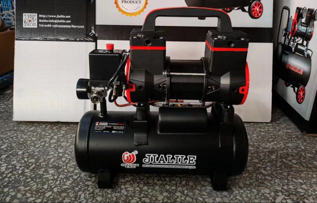 کمپرسور 12 لیتری سایلنت ویکتور VICTOR 25/550
