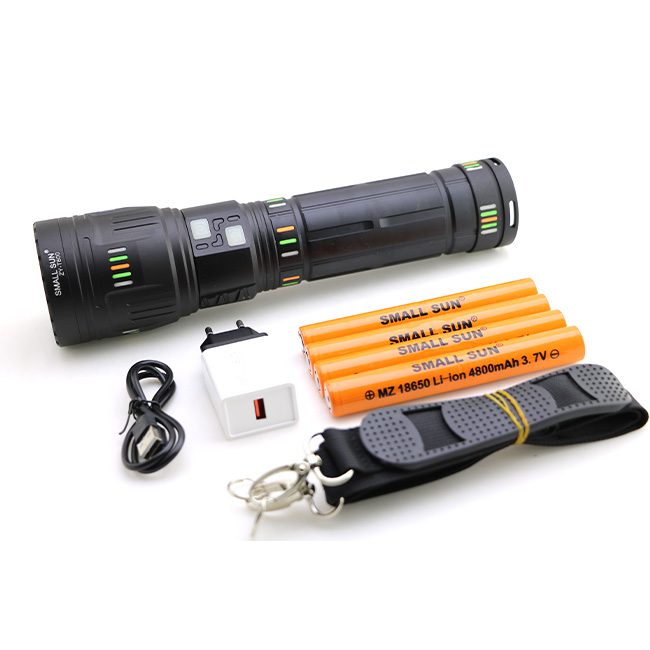 چراغ قوه زوم دار هشت باتری اسمال سان SMALL SUN ZY-T600 — تصویر ۳