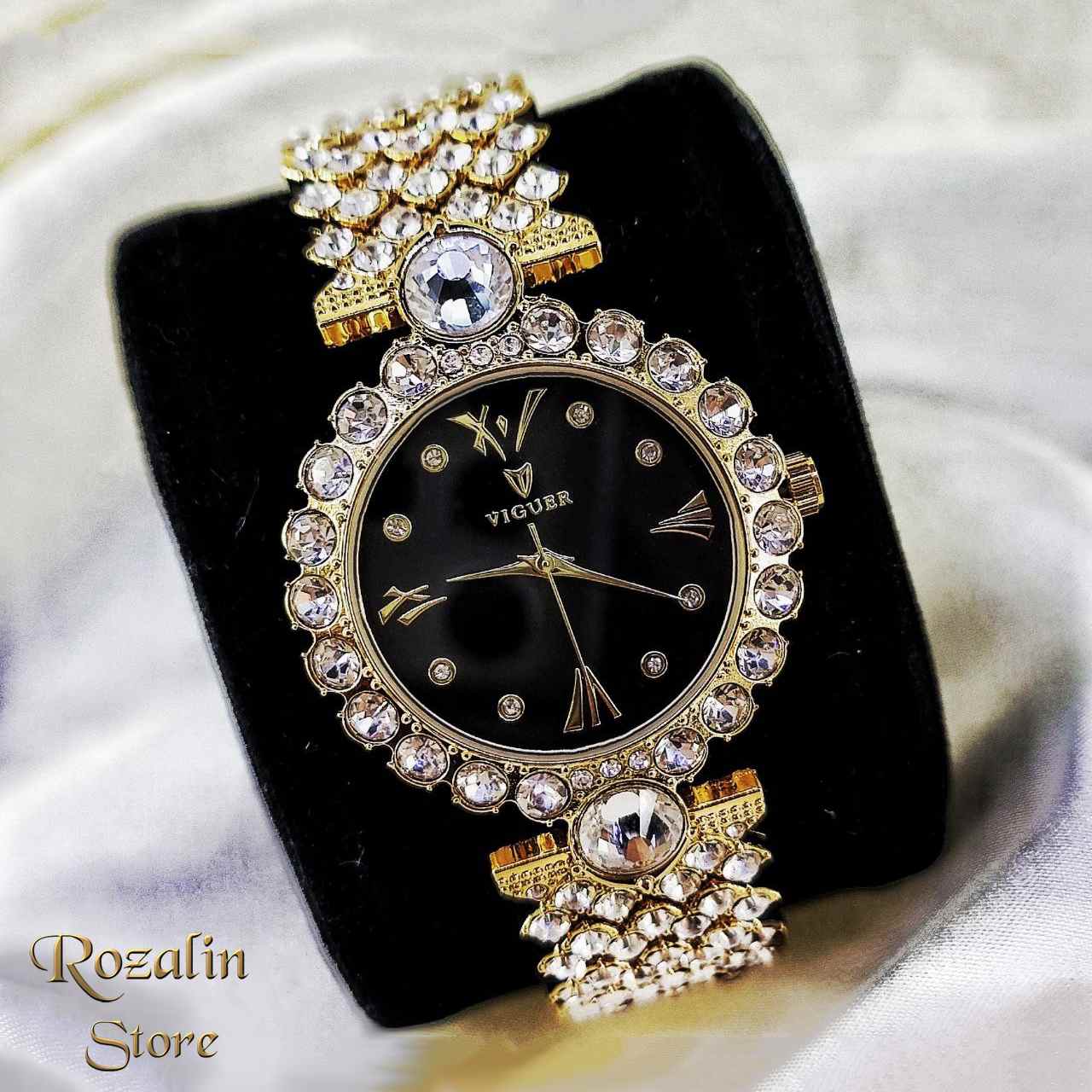 ساعت مچی عقربه ای زنانه ویگور نگین دار مجلسی طلایی مشکی