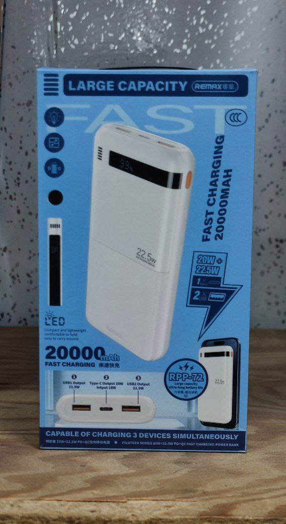 پاور بانک ریمکس مدل rpp-72 — تصویر ۳